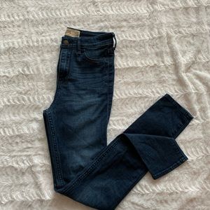 Hollister medium blue jean leggings